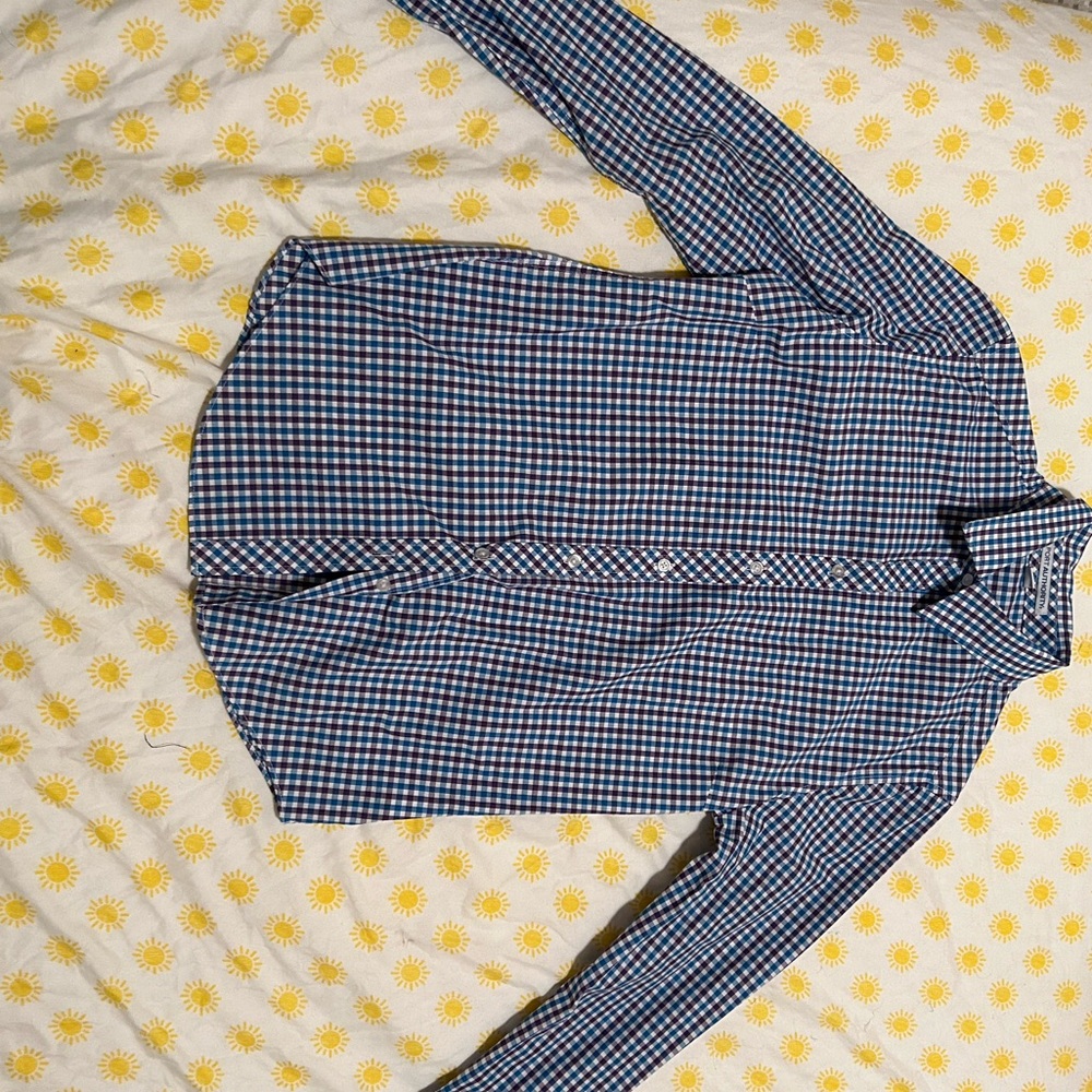 Port Authority Ladies Long Sleeve Gingham Easy Care Shirt
Gently Used twice.